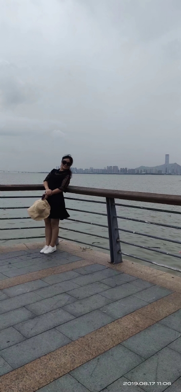 清秋的第一张照片--深圳残疾人相亲网