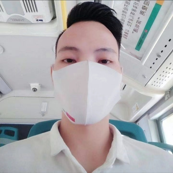 摆渡者的第一张照片--深圳残疾人相亲网