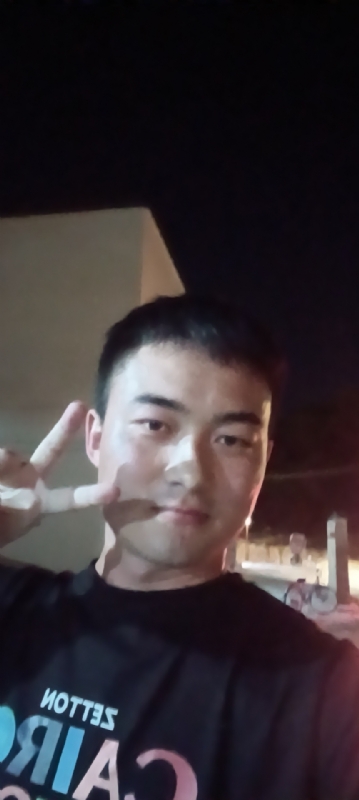 逆光的第一张照片--深圳残疾人相亲网