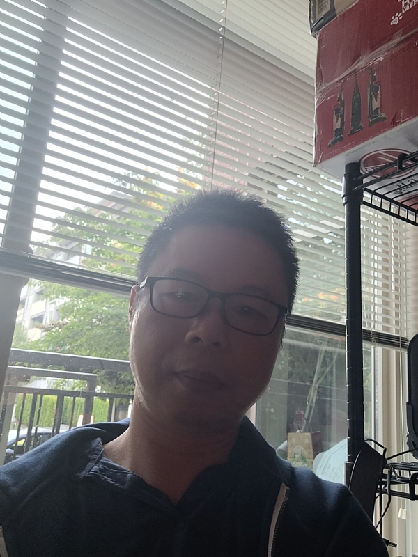 yin的第二张照片--深圳残疾人相亲网